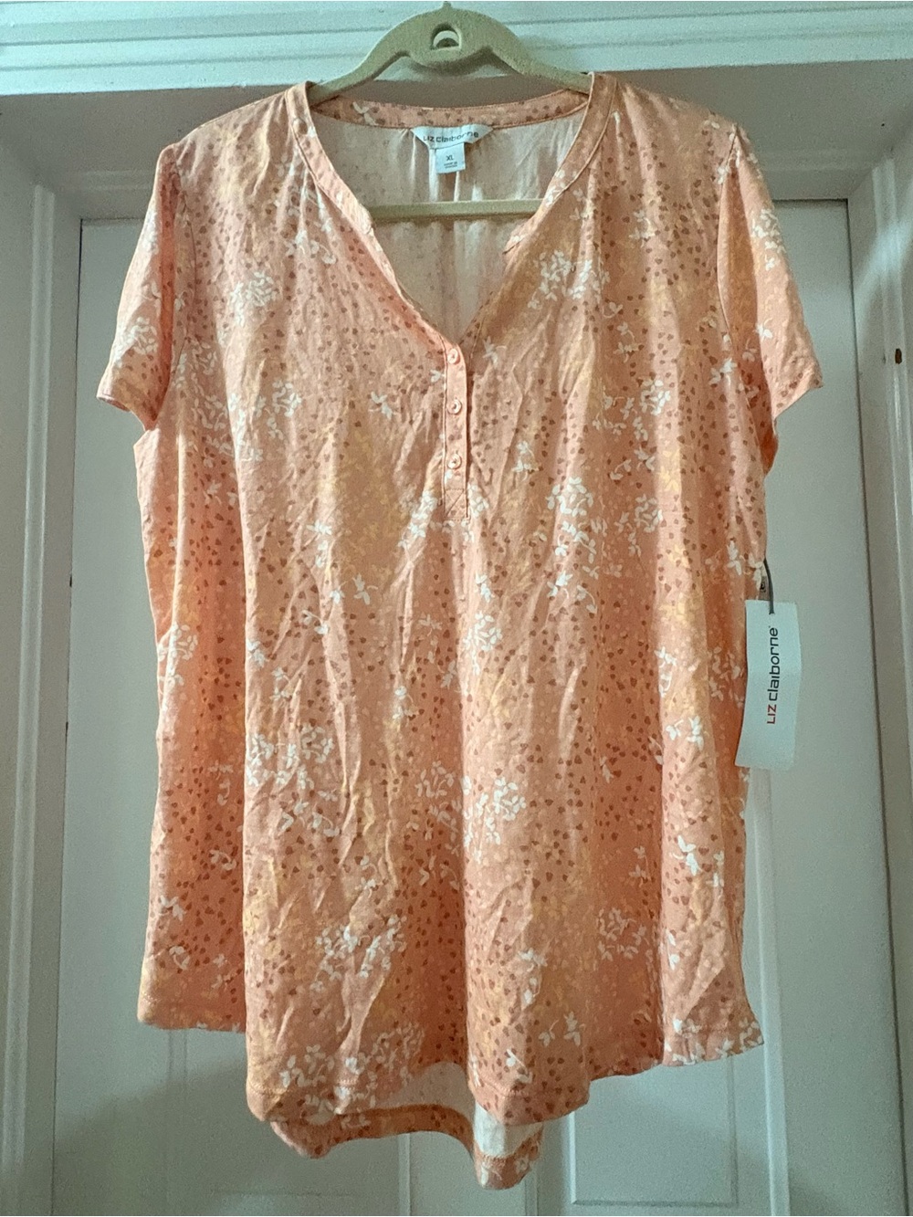 Liz Claiborne Women’s Coral Floral Short Sleeve Shirt Size XL NWT